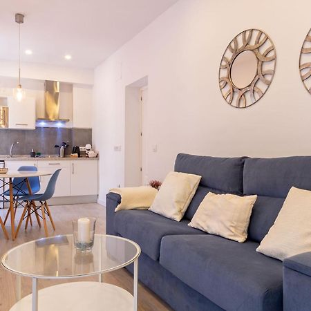 דירות סביליה Nine O Clock San Luis Skyview מראה חיצוני תמונה